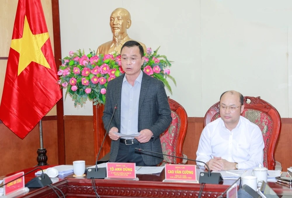 Các đồng chí lãnh đạo tỉnh dự tại điểm cầu Thanh Hóa. Các đồng chí lãnh đạo tỉnh dự tại điểm cầu Thanh Hóa.