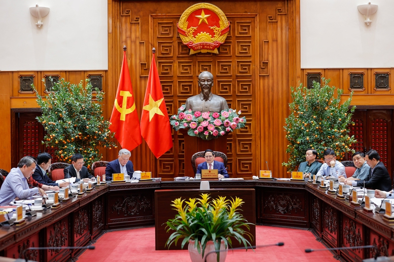 Thủ tướng Phạm Minh Chính chủ trì cuộc họp của Thường trực Chính phủ cho ý kiến về một số nội dung quan trọng để tiếp tục tháo gỡ các khó khăn, vướng mắc, các vấn đề, dự án tồn đọng, kéo dài - Ảnh: VGP/Nhật Bắc Thủ tướng Phạm Minh Chính chủ trì cuộc họp của Thường trực Chính phủ cho ý kiến về một số nội dung quan trọng để tiếp tục tháo gỡ các khó khăn, vướng mắc, các vấn đề, dự án tồn đọng, kéo dài - Ảnh: VGP/Nhật Bắc