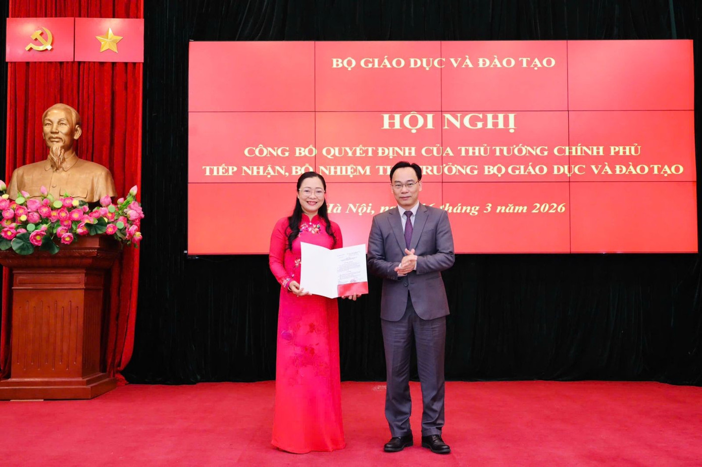 Bộ GD&ĐT công bố quyết định bổ nhiệm Thứ trưởng Nguyễn Thị Quyên Thanh