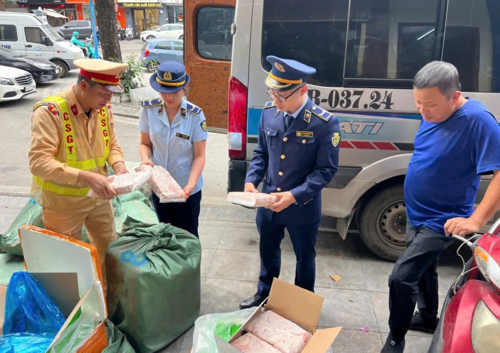 Công an tỉnh Quảng Ninh: Liên tiếp phát hiện, bắt giữ hàng hoá vi phạm pháp luật