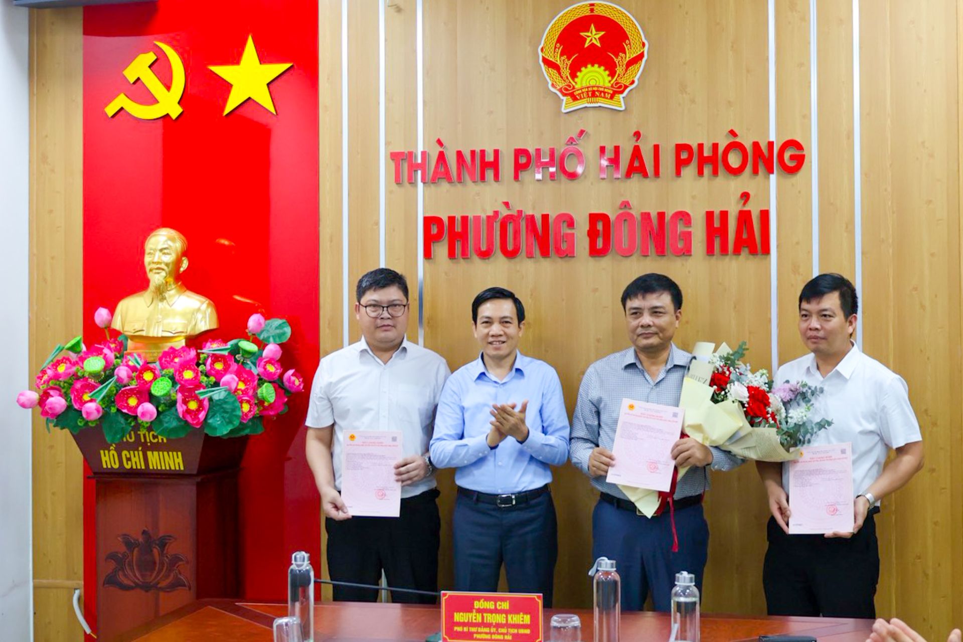 Hải Phòng: Trao Giấy chứng nhận quyền sử dụng đất cho doanh nghiệp triển khai dự án đầu tư hệ thống logistics