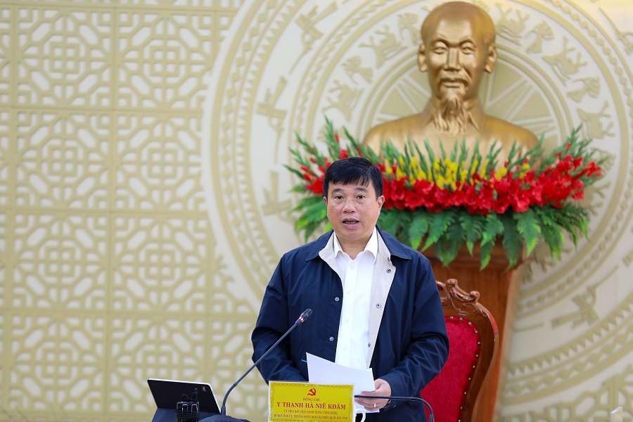 Bí thư Tỉnh ủy Lâm Đồng Y Thanh Hà Niê Kđăm đề nghị thống nhất ý chí, tăng cường công tác phối hợp giữa các ban, ngành để các dự án trọng điểm triển khai đúng kế hoạch, phát huy hiệu quả