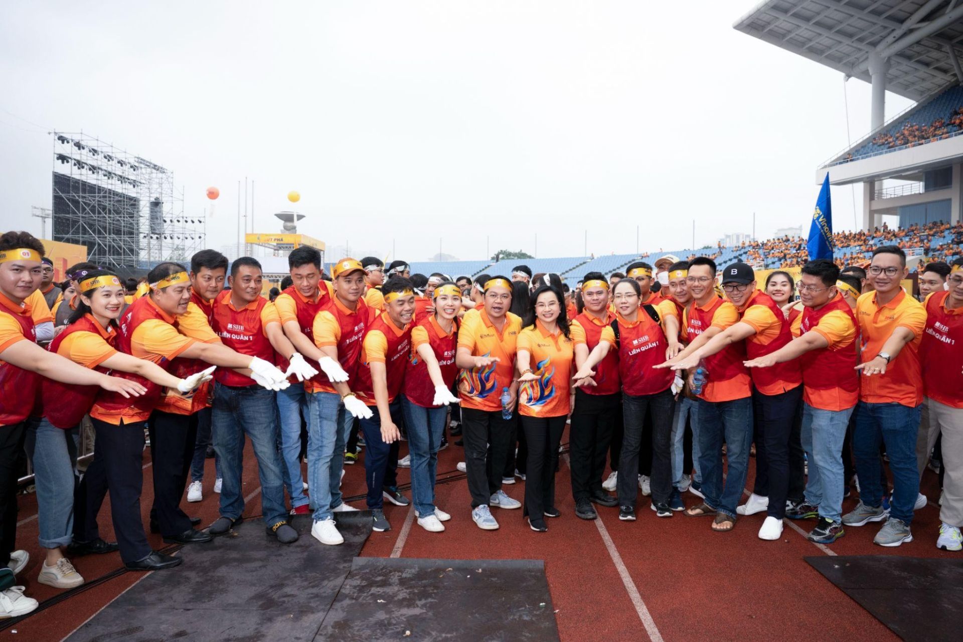 Văn h&oacute;a doanh nghiệp trở th&agrave;nh sức mạnh kết nối h&agrave;ng ngh&igrave;n CBNV SHB trong h&agrave;nh tr&igrave;nh vươn xa