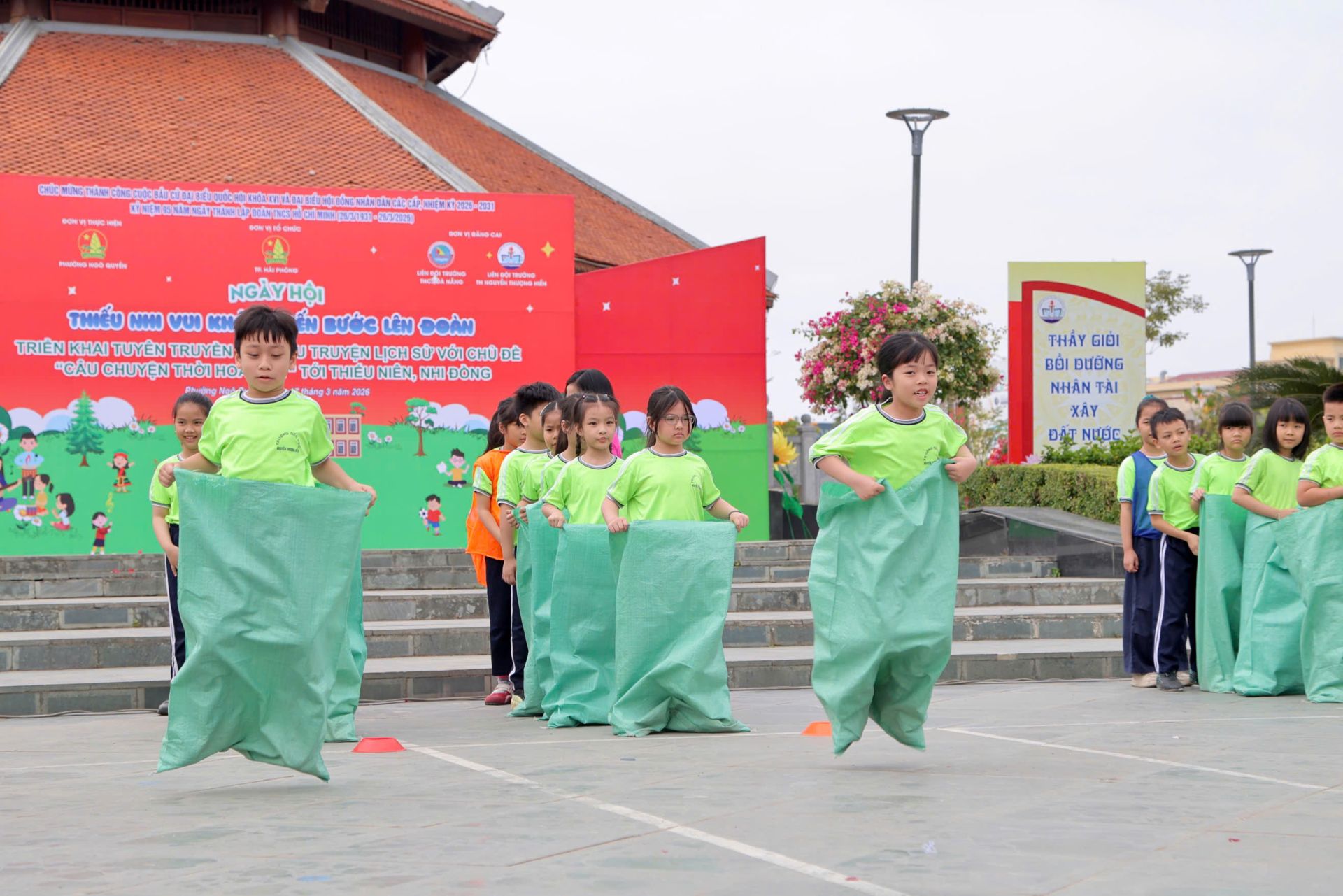 C&aacute;c hoạt động tại ng&agrave;y hội.