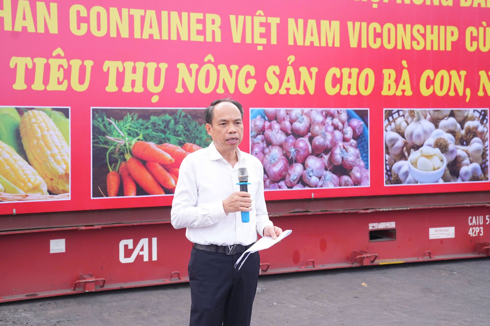 Đồng ch&iacute; L&ecirc; Quốc Tiến, Ủy vi&ecirc;n Th&agrave;nh ủy, B&iacute; thư Đảng ủy, Chủ tịch HĐND phường Đồ Sơn ph&aacute;t biểu.