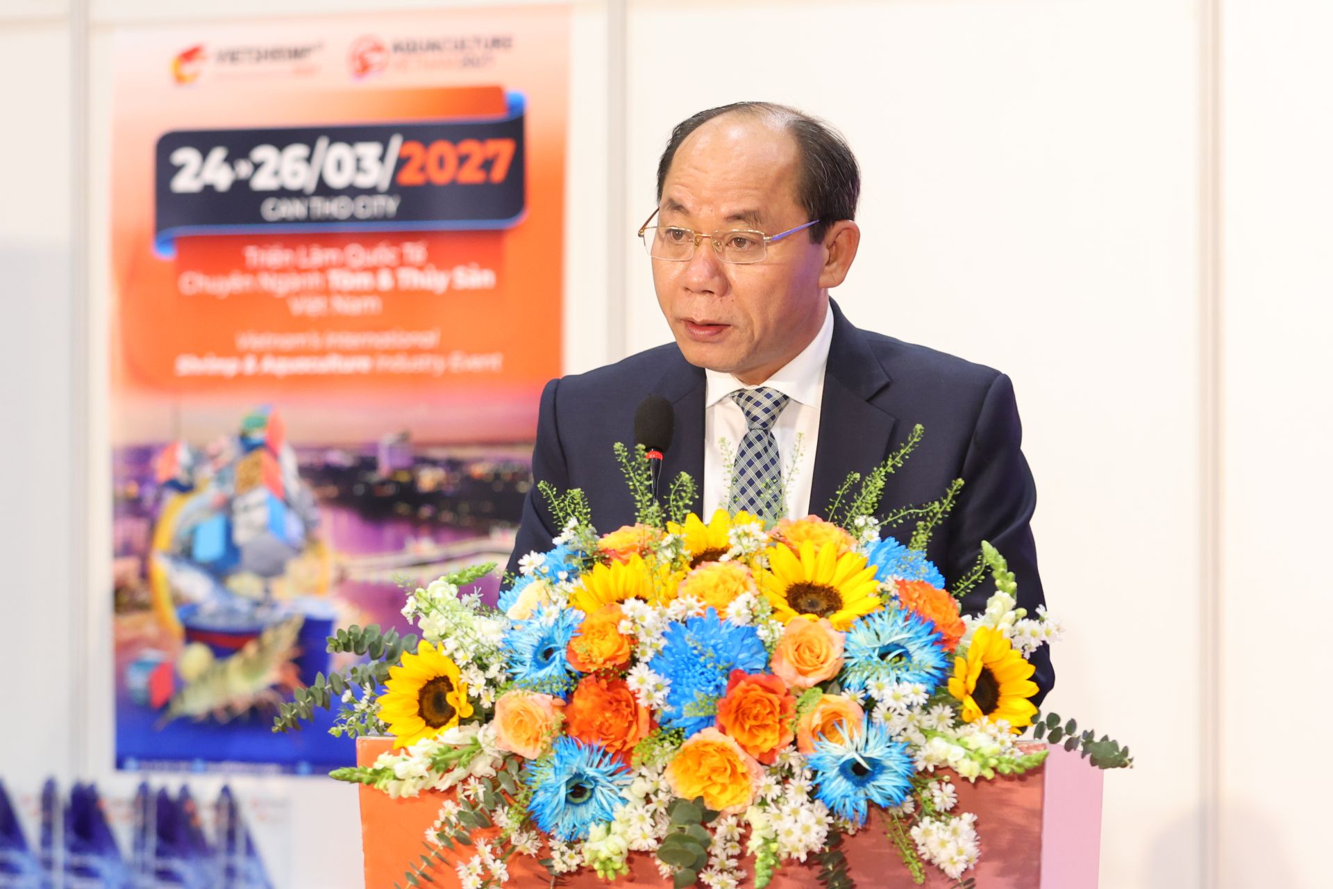 &ocirc;ng L&ecirc; Viết B&igrave;nh, Ph&oacute; Ch&aacute;nh Văn ph&ograve;ng Bộ N&ocirc;ng nghiệp v&agrave; M&ocirc;i trường, phụ tr&aacute;ch ph&iacute;a Nam ph&aacute;t biểu tại sự kiện