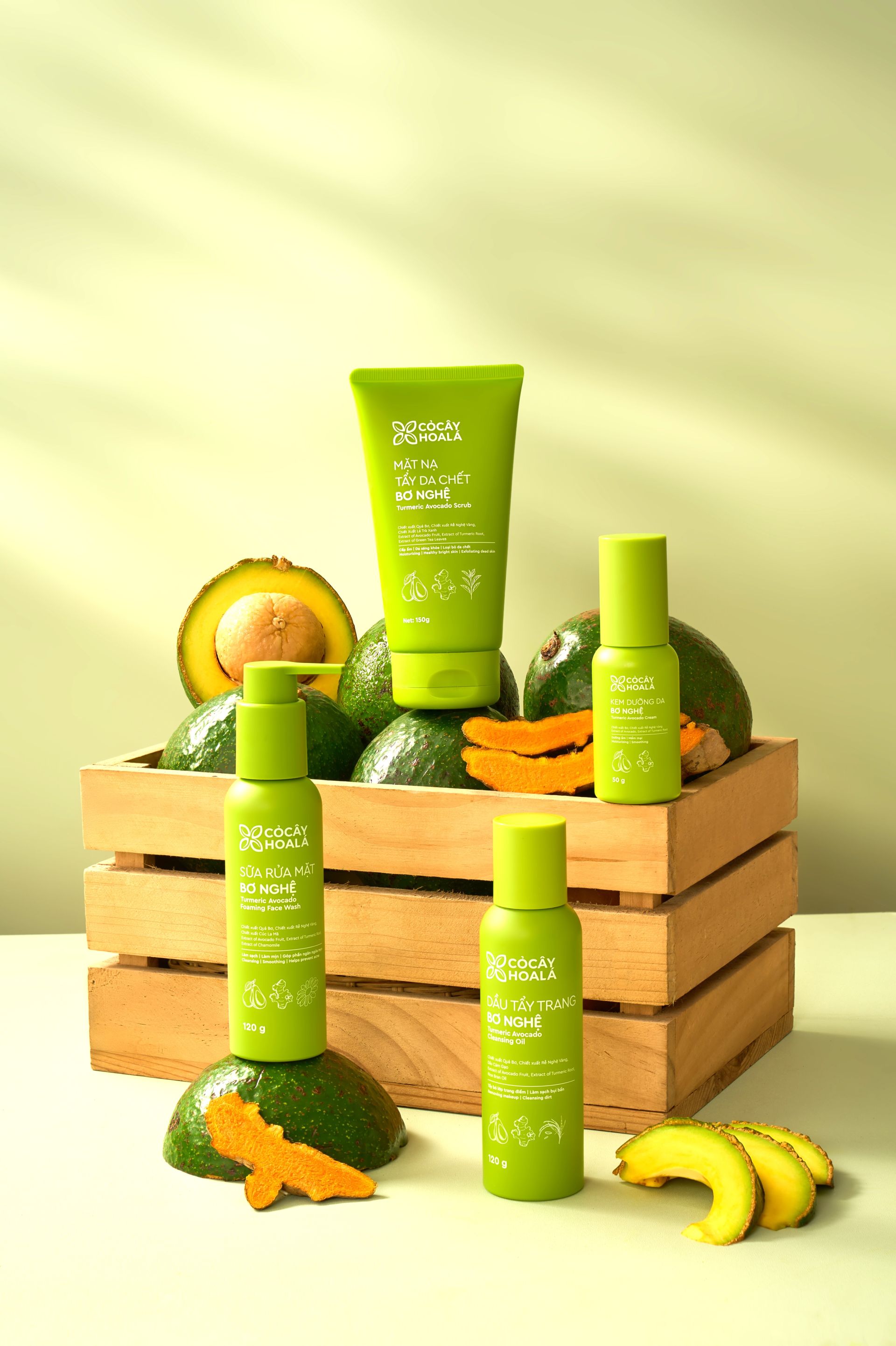 C&aacute;c sản phẩm được giới thiệu tại chương tr&igrave;nh kh&aacute; đa dạng, từ tinh bột nghệ, sản phẩm từ nghệ đến c&aacute;c d&ograve;ng mỹ phẩm thi&ecirc;n nhi&ecirc;n, sản phẩm chăm s&oacute;c c&aacute; nh&acirc;n mang thương hiệu Cỏ C&acirc;y Hoa L&aacute;, HalalViet&hellip;