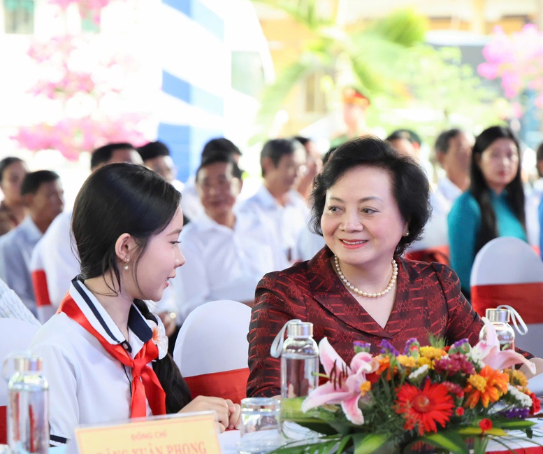 Phó Thủ tướng Phạm Thị Thanh Trà dự lễ khởi công Trường Phổ thông nội trú liên cấp Ba Chúc, tỉnh An Giang