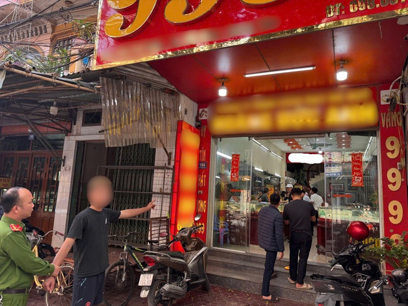 Công an Hưng Yên bắt nghi phạm cướp giật tại tiệm vàng