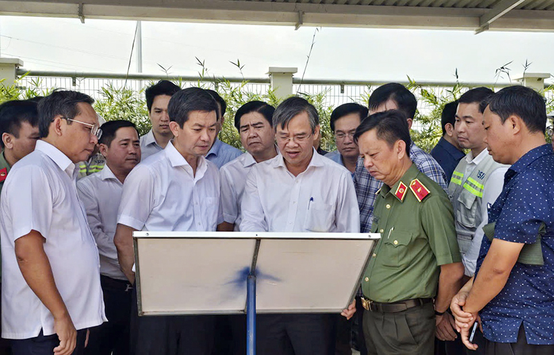 Đo&agrave;n l&atilde;nh đạo TP. Cần Thơ khảo s&aacute;t kiểm tra tiến độ KCN VSIP Cần Thơ giai đoạn 1