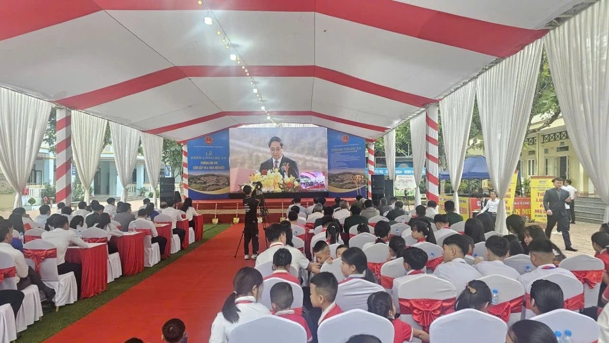 To&agrave;n cảnh buổi lễ khởi c&ocirc;ng.