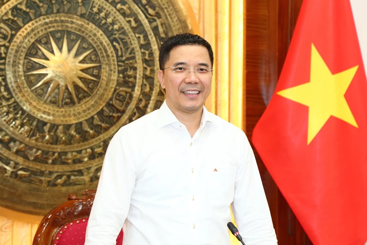 Đồng ch&iacute; Nguyễn Hồng Phong, Ủy vi&ecirc;n dự khuyết Trung ương Đảng, Ph&oacute; B&iacute; thư Thường trực Tỉnh ủy, Ph&oacute; Trưởng Ban Thường trực Ban Chỉ đạo cấp tỉnh ph&aacute;t biểu kết luận hội nghị.