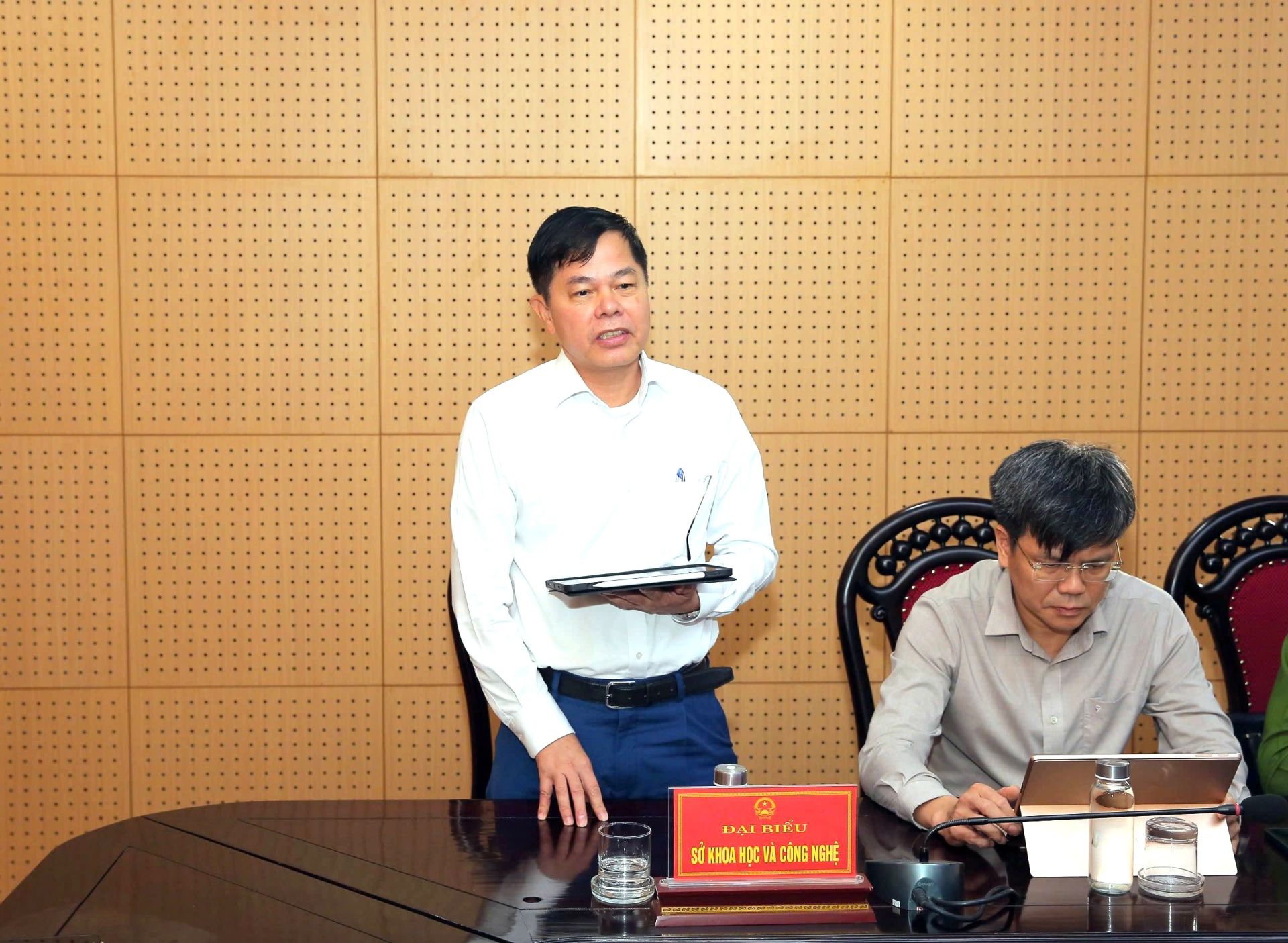 Gi&aacute;m đốc Sở Khoa học v&agrave; C&ocirc;ng nghệ tỉnh Ninh B&igrave;nh Vũ Trọng Quế ph&aacute;t biểu