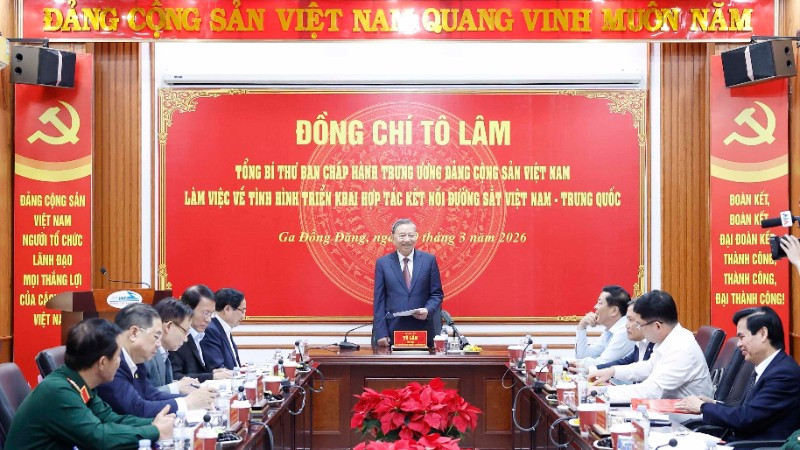 Tổng B&iacute; thư T&ocirc; L&acirc;m ph&aacute;t biểu tại buổi l&agrave;m việc. (Ảnh: Thống Nhất /TTXVN)