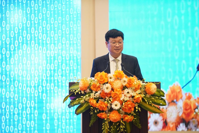 &Ocirc;ng Nguyễn Khắc Lịch, Cục trưởng Cục C&ocirc;ng nghiệp C&ocirc;ng nghệ th&ocirc;ng tin (Bộ KH&CN) ph&aacute;t biểu tại Hội thảo - Ảnh: VGP