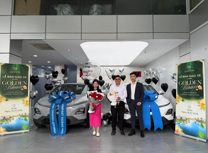 Nhiều khách mua Vinhomes Golden City “hời lớn” khi trúng thưởng quà tặng tổng giá trị lên tới hàng tỷ đồng Nhiều khách mua Vinhomes Golden City “hời lớn” khi trúng thưởng quà tặng tổng giá trị lên tới hàng tỷ đồng