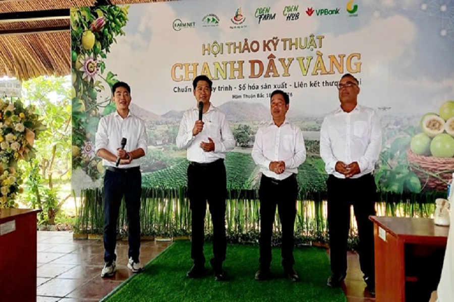 Các đại diện của Công ty Cổ phần Nông trang Eden tại hội thảo Các đại diện của Công ty Cổ phần Nông trang Eden tại hội thảo