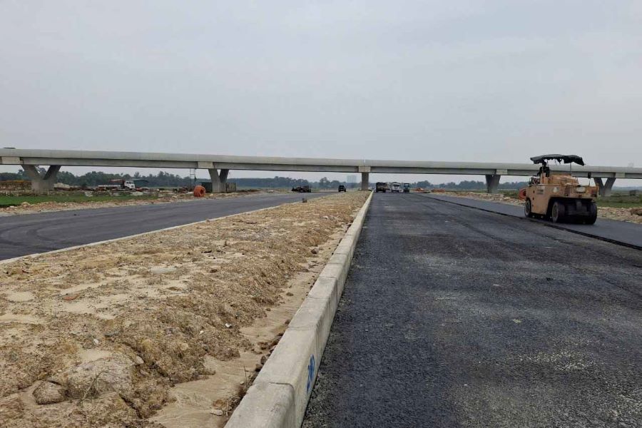 Ban Chỉ đạo theo d&otilde;i, đ&ocirc;n đốc, th&aacute;o gỡ kh&oacute; khăn, vướng mắc, đẩy nhanh tiến độ thực hiện c&aacute;c dự &aacute;n đầu tư tr&ecirc;n địa b&agrave;n