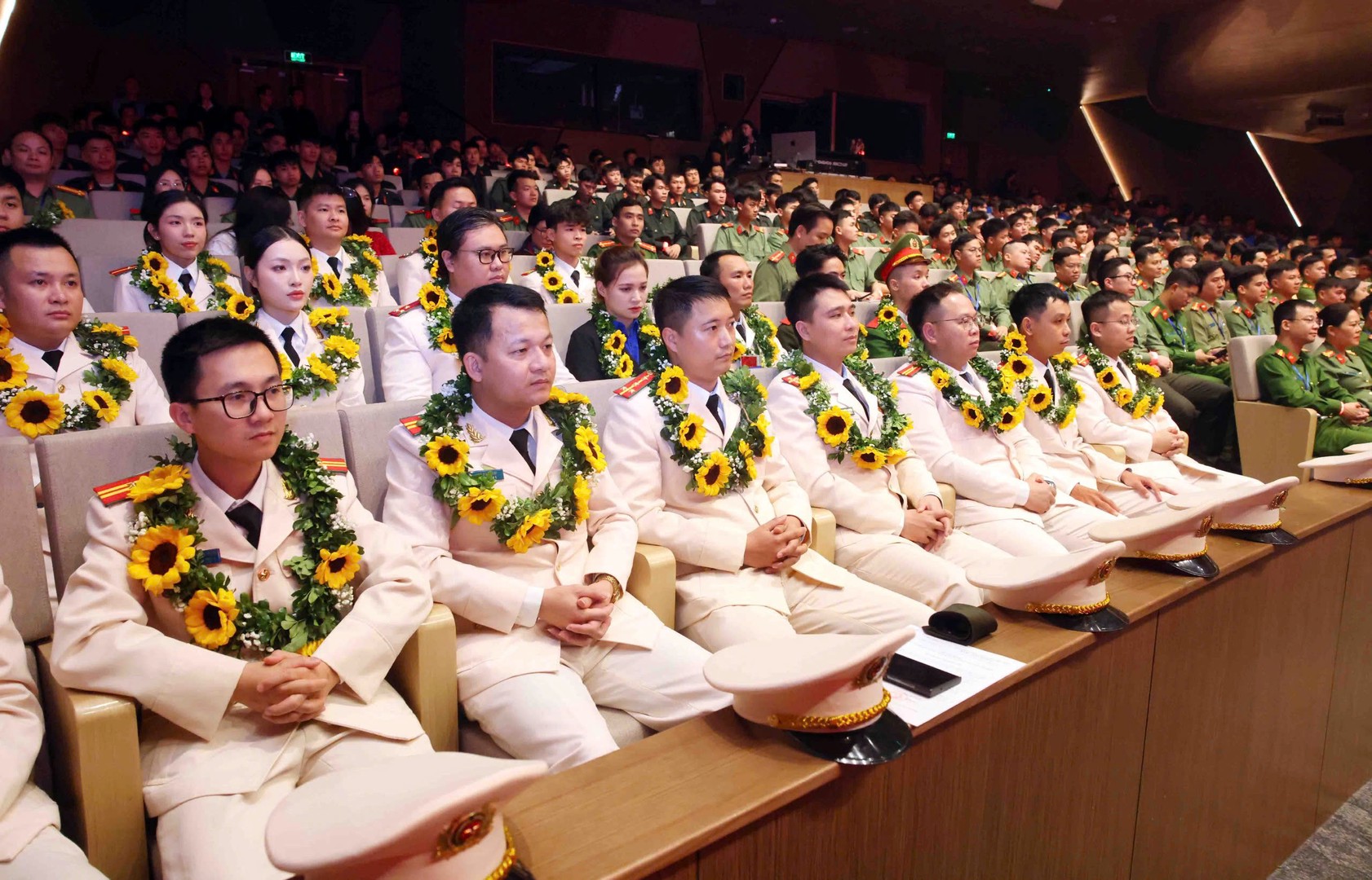 Công an tỉnh Thanh Hóa có 2 cá nhân được tuyên dương “Gương mặt trẻ Công an tiêu biểu” năm 2025