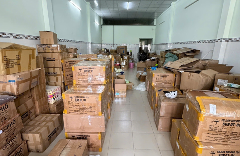 Triệt phá đường dây sản xuất, buôn bán mỹ phẩm giả quy mô lớn tại TP.HCM