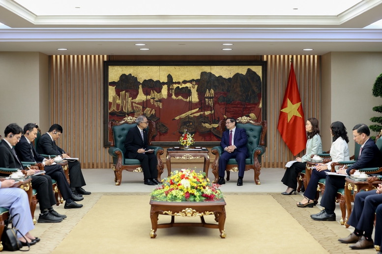 Đại sứ Adam Mulawarman Tugio mong muốn hai bên thúc đẩy để kim ngạch thương mại sớm đạt 18 tỷ USD - Ảnh: VGP/Nhật Bắc Đại sứ Adam Mulawarman Tugio mong muốn hai bên thúc đẩy để kim ngạch thương mại sớm đạt 18 tỷ USD - Ảnh: VGP/Nhật Bắc