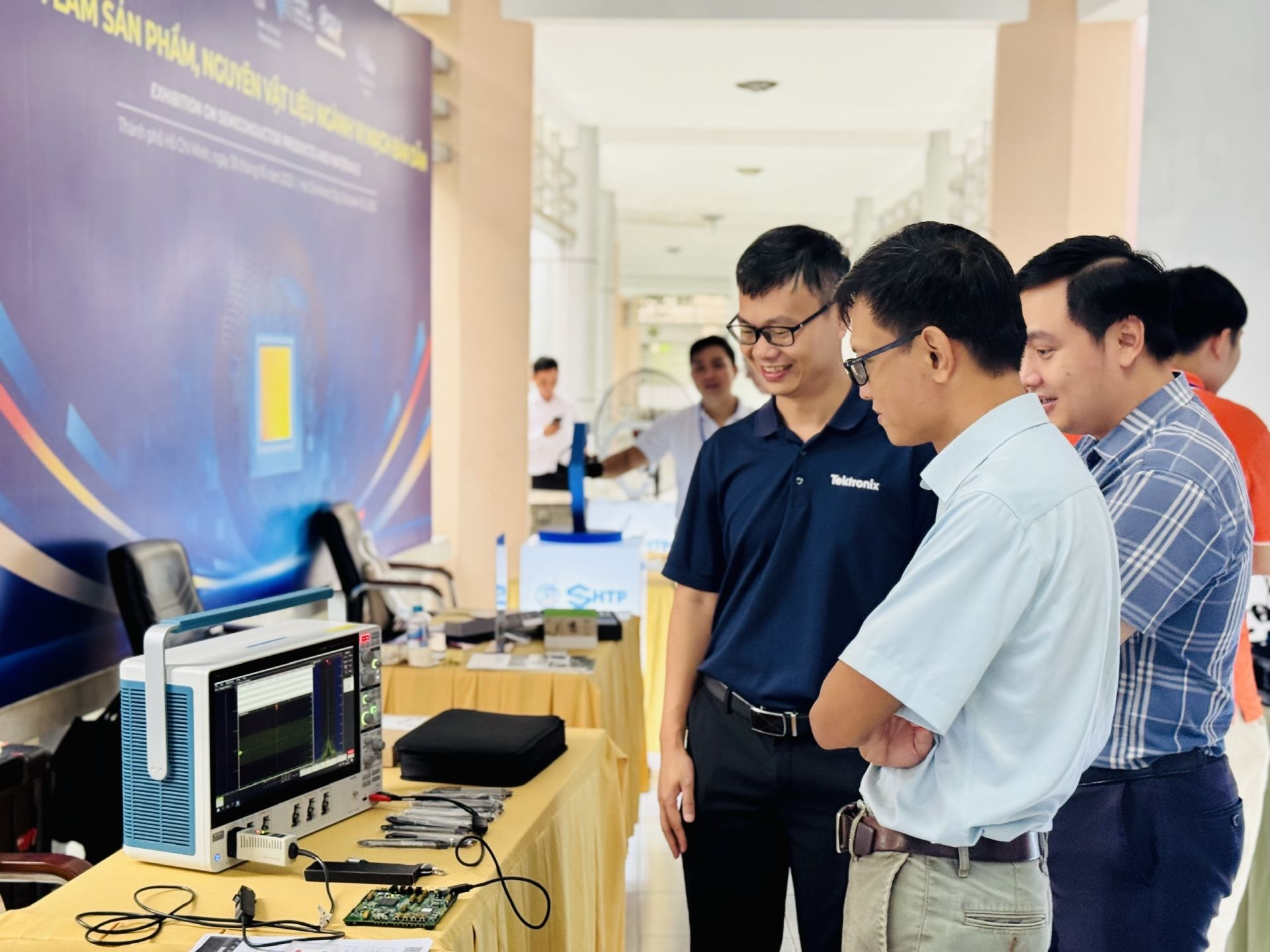 TP. HCM tăng tốc phát triển công nghiệp bán dẫn: Lấy nhân lực làm trụ cột, hệ sinh thái làm nền tảng