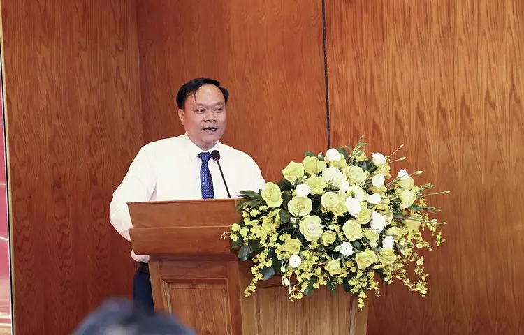 Ông Nguyễn Đình Khoát – Tổng Giám đốc CASUMINA phát biểu tại buổi lễ Ông Nguyễn Đình Khoát – Tổng Giám đốc CASUMINA phát biểu tại buổi lễ