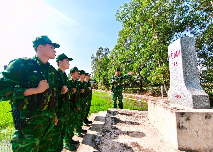 Đồn BP Phước Chỉ, BĐBP T&acirc;y Ninh tuần tra bảo vệ vững chắc chủ quyền l&atilde;nh thổ an ninh bi&ecirc;n giới Quốc gia
