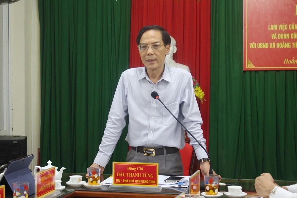 Phó Chủ tịch UBND tỉnh Đầu Thanh Tùng phát biểu kết luận buổi làm việc. Phó Chủ tịch UBND tỉnh Đầu Thanh Tùng phát biểu kết luận buổi làm việc.