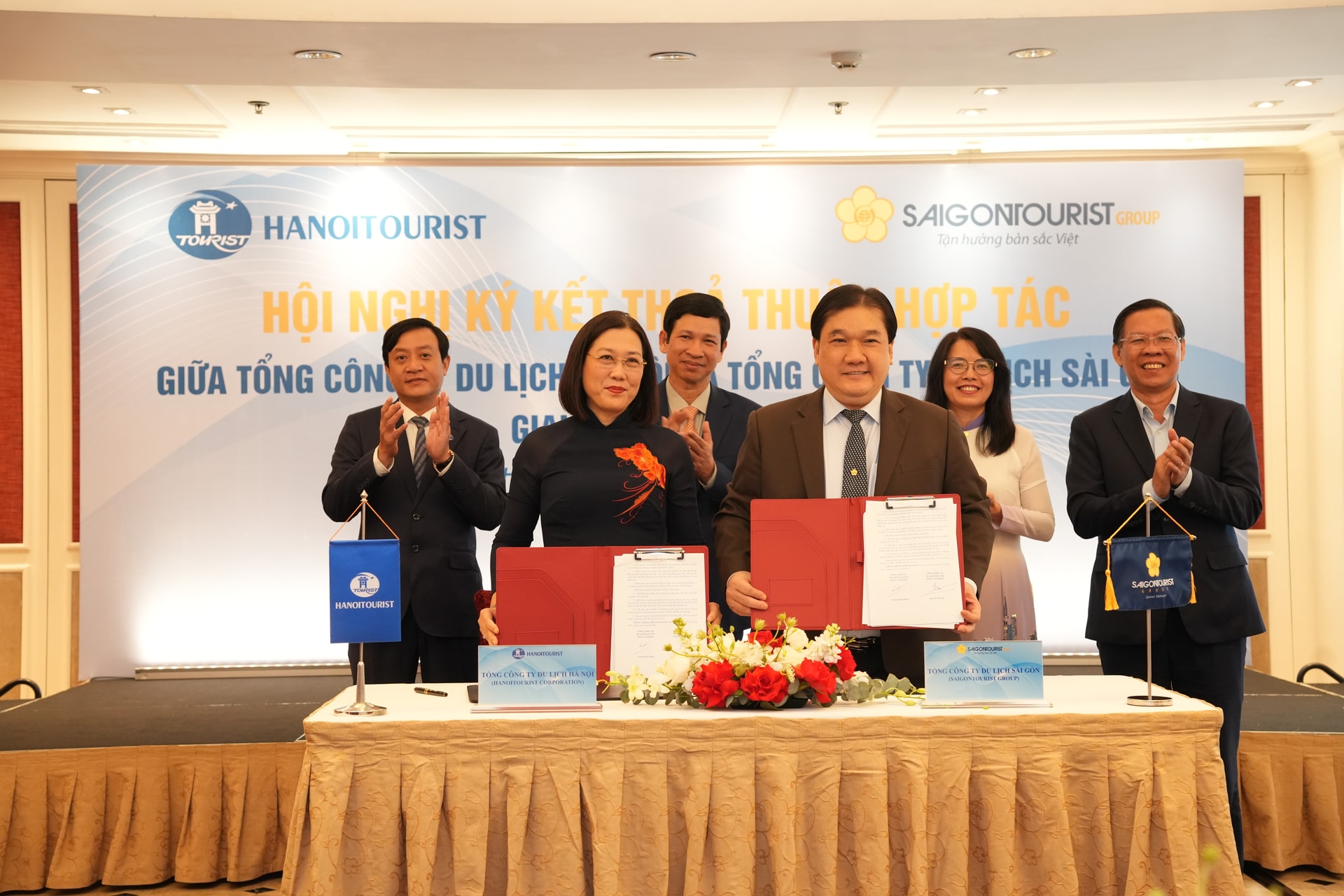 Hà Nội và TP. HCM tăng tốc liên kết, hình thành trục du lịch Bắc - Nam