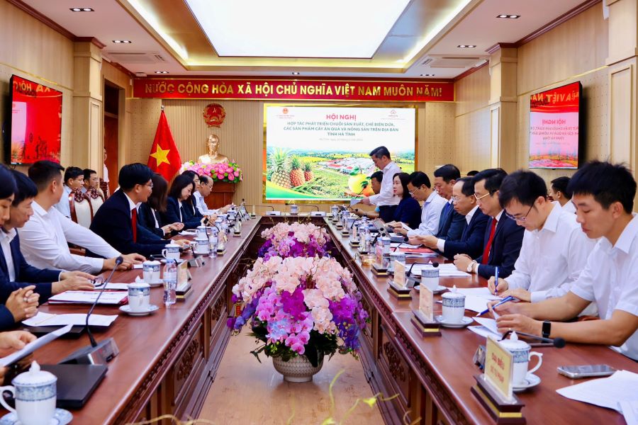 Toàn cảnh hội nghị Toàn cảnh hội nghị