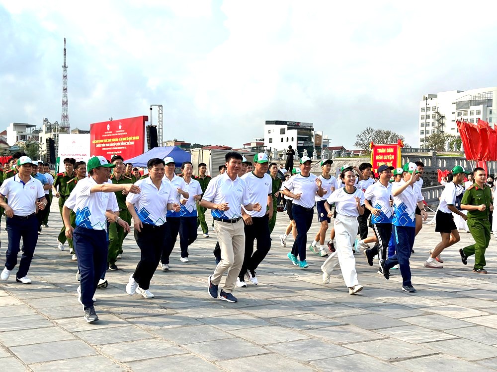 Ninh Bình: Hơn 4.000 người tham gia Ngày chạy Olympic vì sức khỏe toàn dân