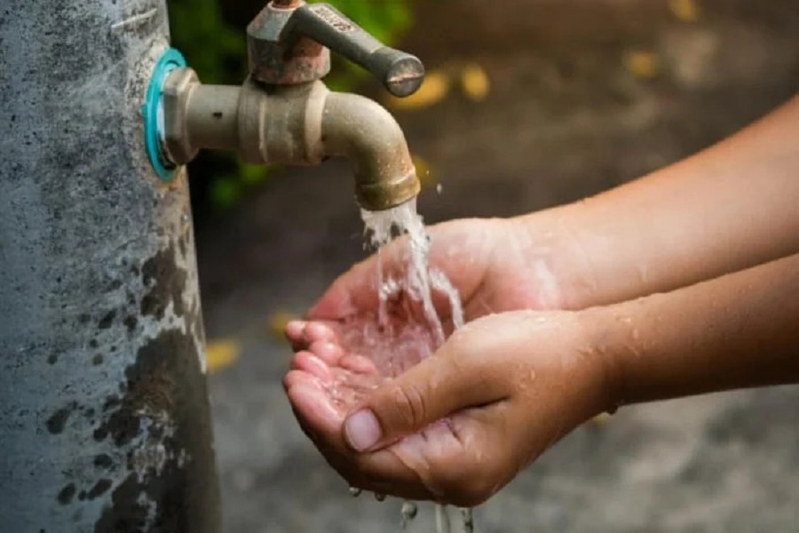 Nước giữ vai trò nền tảng đối với sự tồn tại của cộng đồng, sự vận hành của nền kinh tế và khả năng thích ứng của xã hội trước biến đổi khí hậu. Ảnh: Desginer Tanks. Nước giữ vai trò nền tảng đối với sự tồn tại của cộng đồng, sự vận hành của nền kinh tế và khả năng thích ứng của xã hội trước biến đổi khí hậu. Ảnh: Desginer Tanks.