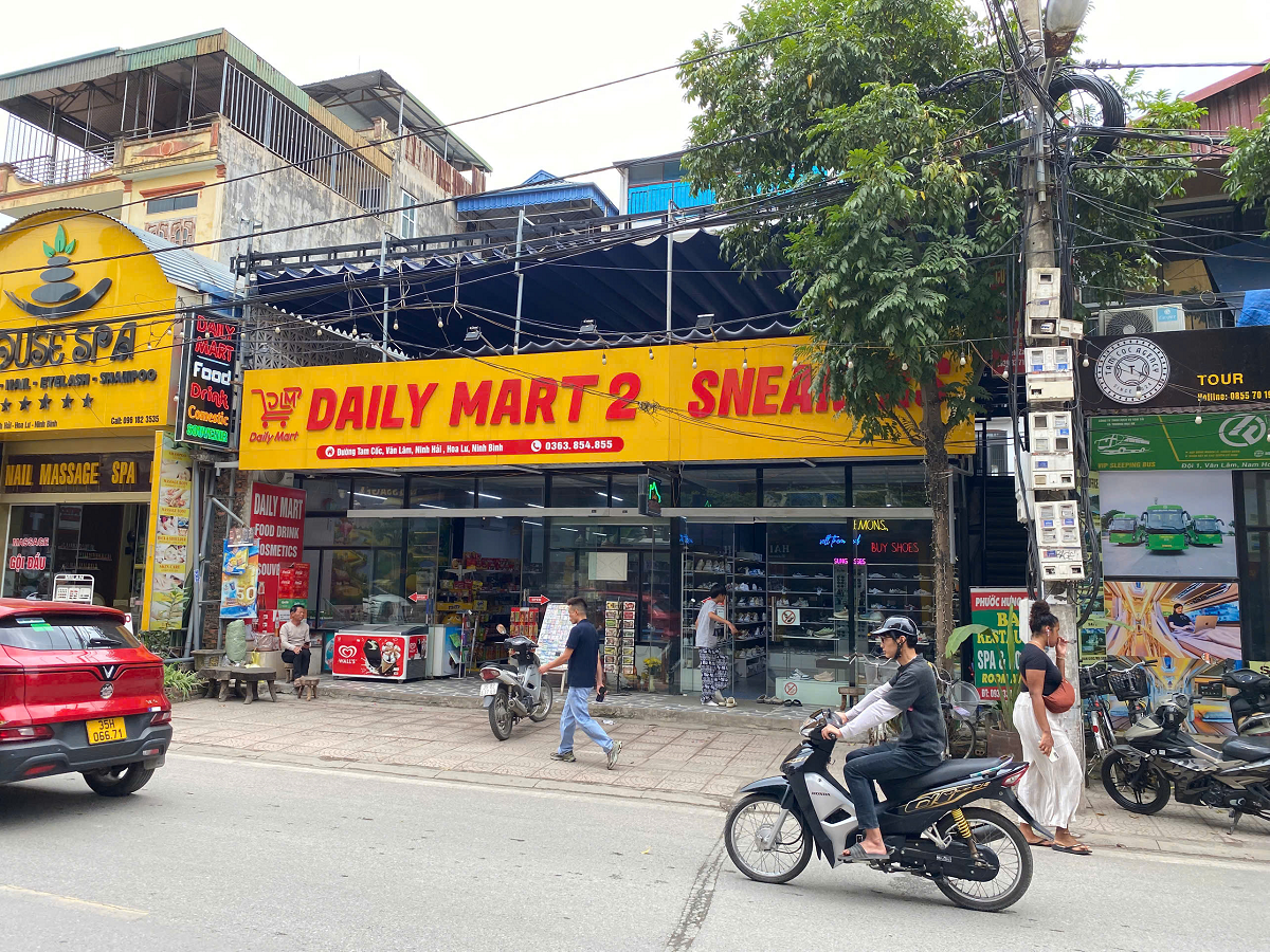 Tiếp tục khảo s&aacute;t tại cơ sở Daily Mart v&agrave; Lemon