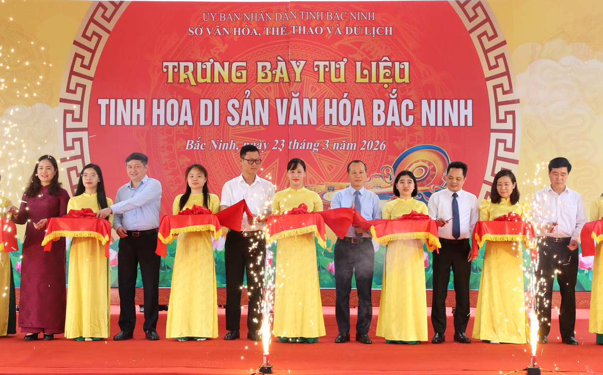 Khai mạc Trưng bày tư liệu “Tinh hoa di sản văn hóa Bắc Ninh”