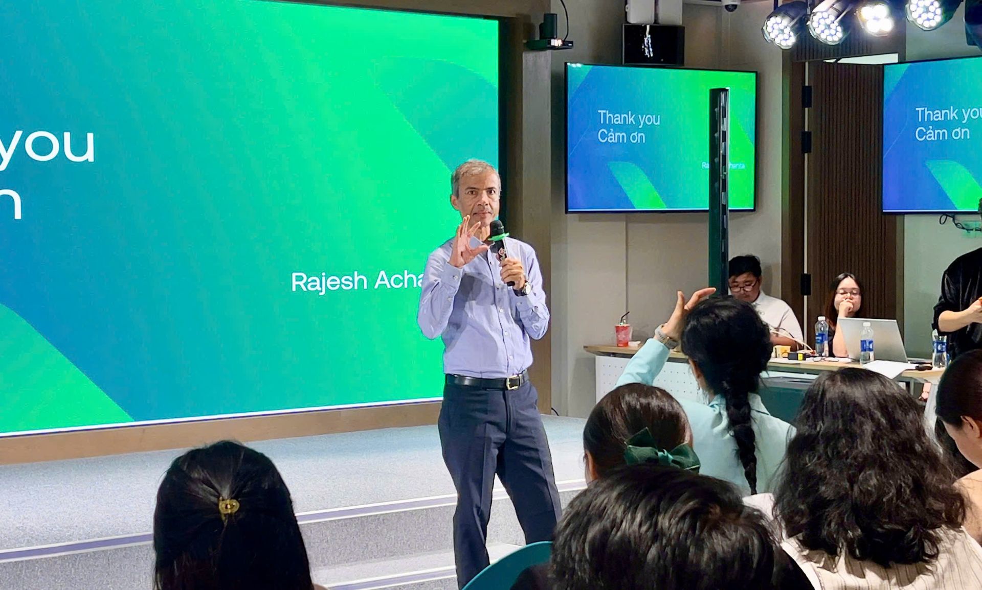 “Giải mã” chuỗi cung ứng cho SMEs: Từ điểm nghẽn vận hành đến bài toán tăng trưởng bền vững