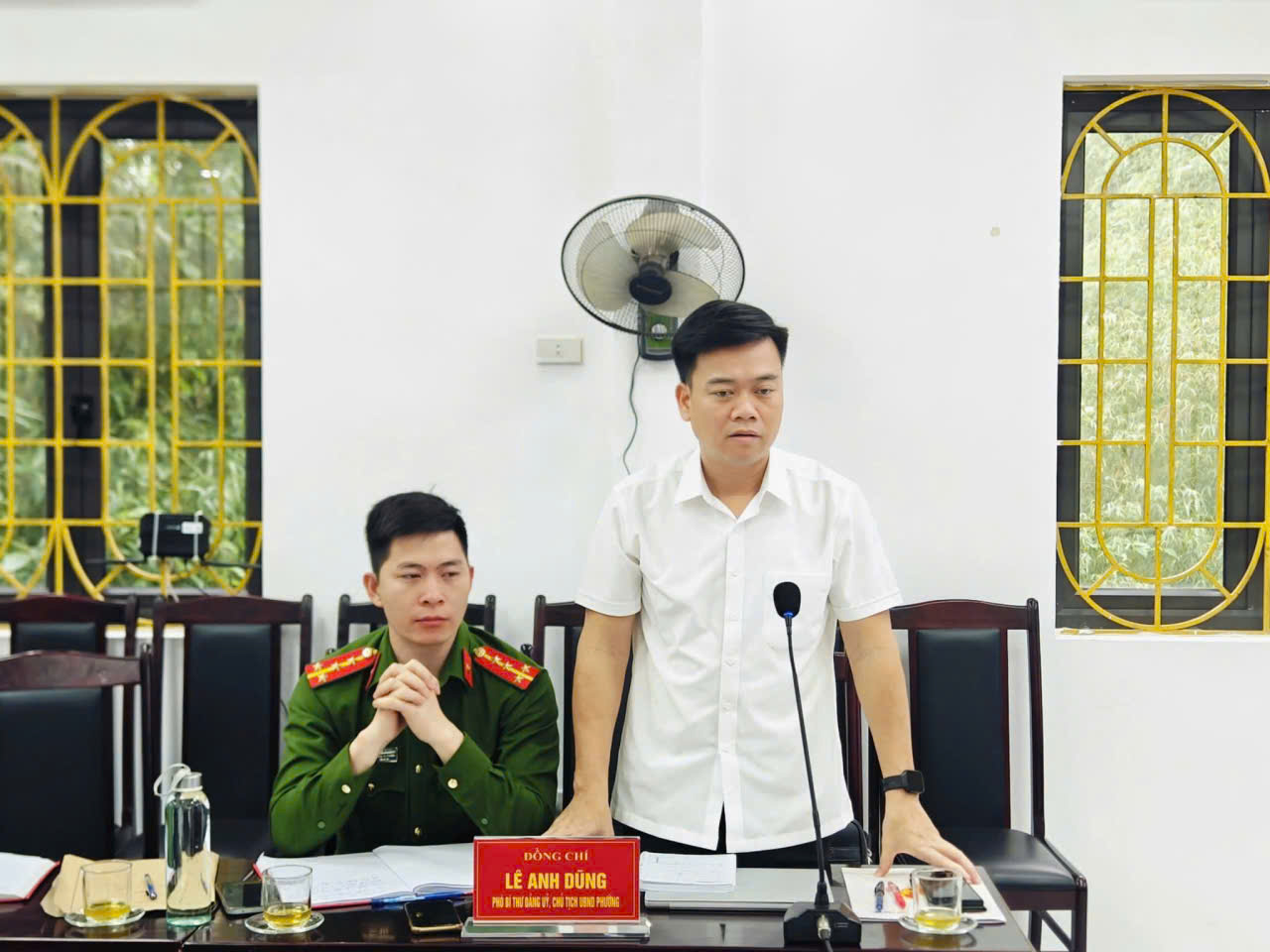 &Ocirc;ng L&ecirc; Anh Dũng &ndash; Chủ tịch UBND phường ph&aacute;t biểu tại hội nghị