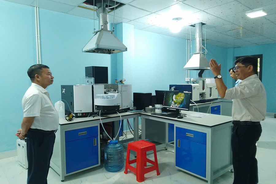 Đ&aacute;nh gi&aacute; trang thiết bị tại c&aacute;c cơ sở kiểm nghiệm