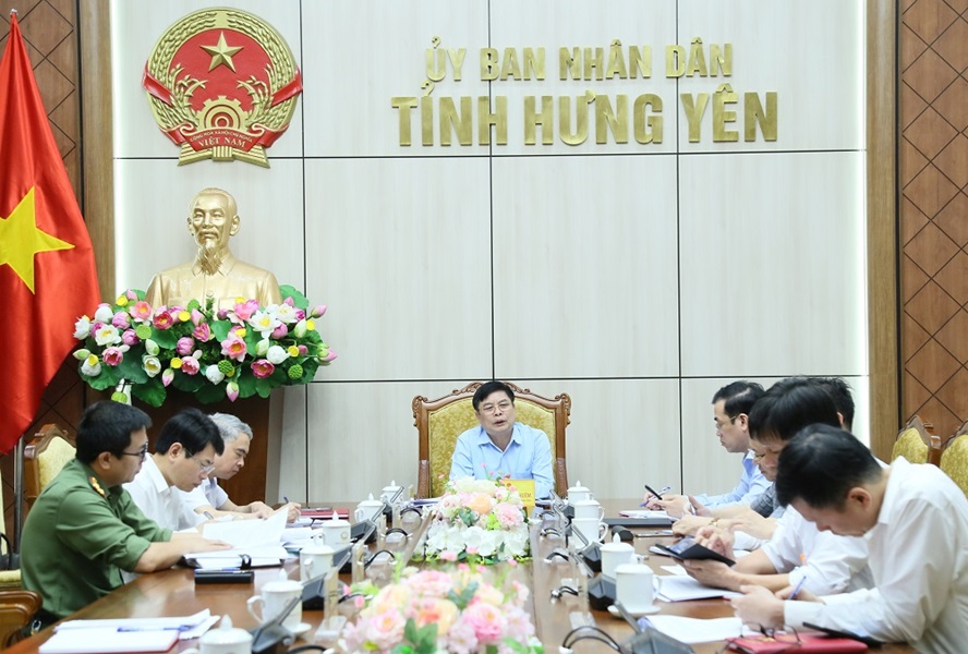 L&atilde;nh đạo tỉnh Hưng Y&ecirc;n lấy &yacute; kiến về đề &aacute;n ph&aacute;t triển hệ thống gi&aacute;o dục v&agrave; đ&agrave;o tạo