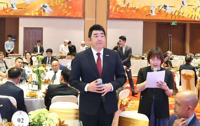 Trung t&acirc;m t&agrave;i ch&iacute;nh quốc tế Việt Nam tại TP. Đ&agrave; Nẵng, sau hơn hai th&aacute;ng ch&iacute;nh thức đi v&agrave;o hoạt động đ&atilde; thu h&uacute;t sự quan t&acirc;m của c&aacute;c đối t&aacute;c nước ngo&agrave;i.