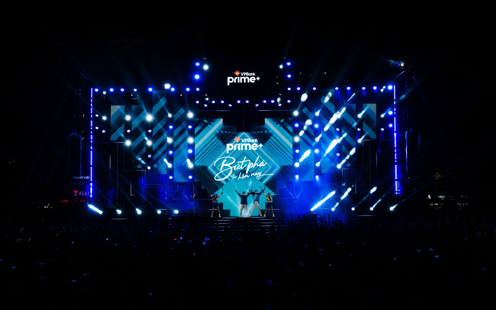 H&igrave;nh ảnh: Đ&ecirc;m nhạc VPBank Prime Night tại Đồng Th&aacute;p năm 2025. (Nguồn: VPBank)