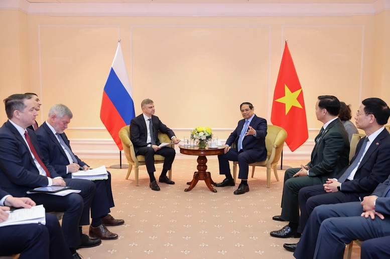 Thủ tướng đề nghị đẩy mạnh hợp tác trong phát triển đường sắt đô thị và công trình ngầm tại Hà Nội và TPHCM - Ảnh: VGP/Nhật Bắc Thủ tướng đề nghị đẩy mạnh hợp tác trong phát triển đường sắt đô thị và công trình ngầm tại Hà Nội và TPHCM - Ảnh: VGP/Nhật Bắc