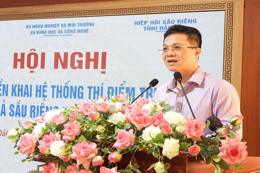 &Ocirc;ng Nguyễn Văn Long, Vụ trưởng Vụ Khoa học C&ocirc;ng nghệ ph&aacute;t biểu tại hội nghị.
