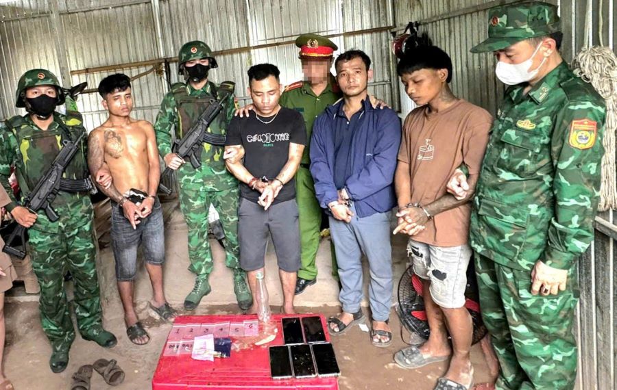 Quảng Trị: Liên tiếp bắt giữ nhiều đối tượng tàng trữ, sử dụng ma túy