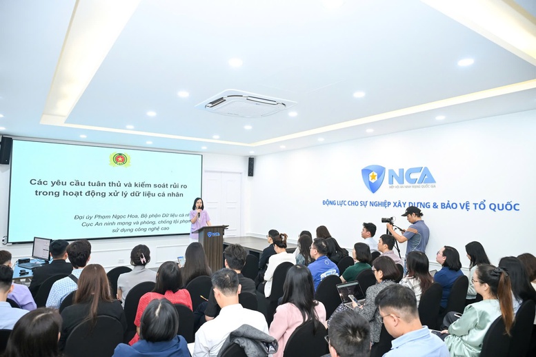 Toàn cảnh hội nghị thu hút hơn 50 doanh nghiệp CNTT tham gia - Ảnh: VGP/HM Toàn cảnh hội nghị thu hút hơn 50 doanh nghiệp CNTT tham gia - Ảnh: VGP/HM