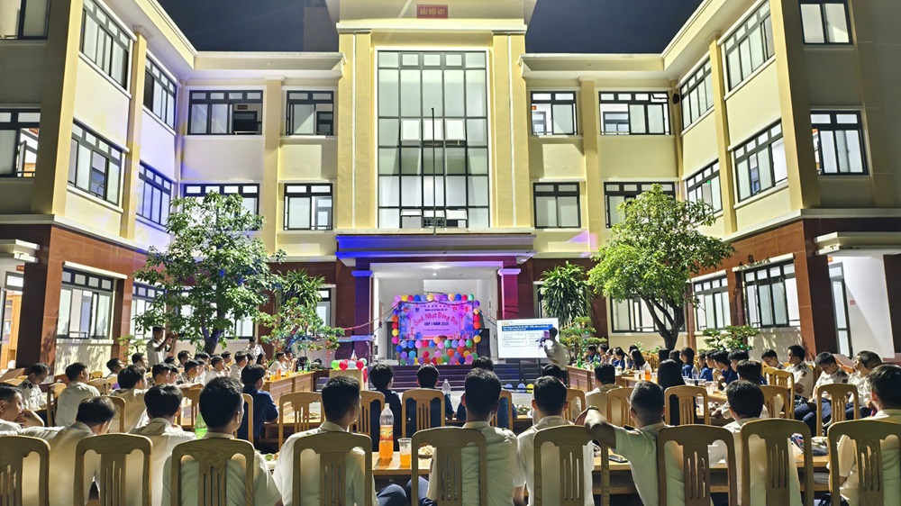 Quang cảnh Sinh nhật đồng đội tại Hải đội 401.