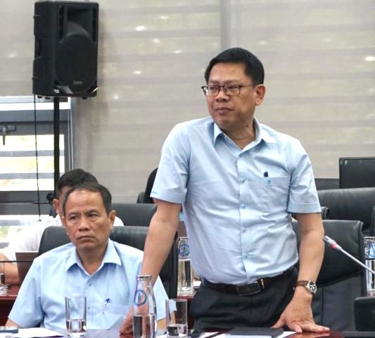 Doanh nghiệp trao đổi những khó khăn trước áp lực giá xăng dầu liên tục tăng cao trong thời gian gần đây. Doanh nghiệp trao đổi những khó khăn trước áp lực giá xăng dầu liên tục tăng cao trong thời gian gần đây.