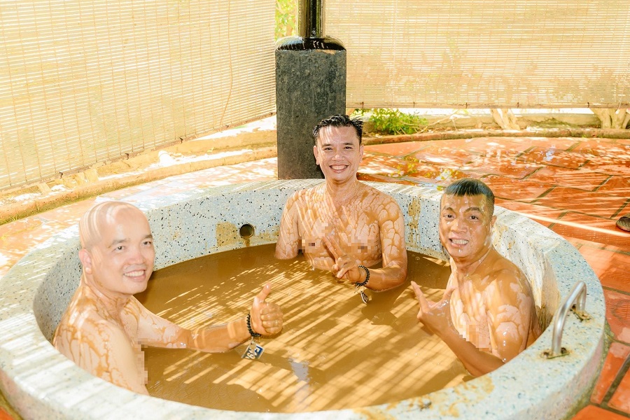 Lâm Đồng: “Vũ điệu biển cả” khởi động mùa hè, hút dòng khách về biển