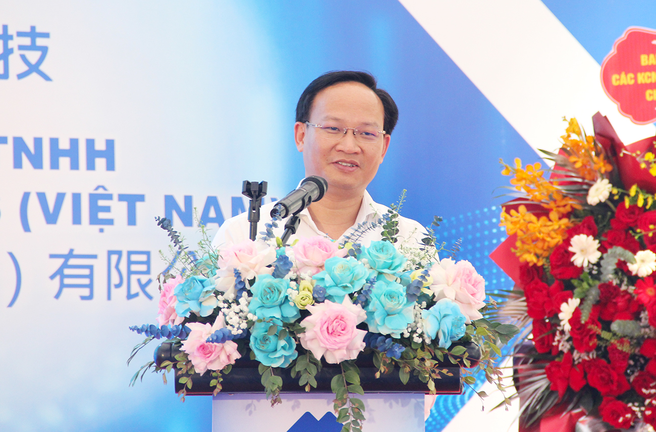 Phó Chủ tịch UBND tỉnh Phạm Văn Thịnh phát biểu tại lễ khánh thành Phó Chủ tịch UBND tỉnh Phạm Văn Thịnh phát biểu tại lễ khánh thành