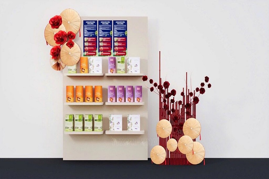 Người ti&ecirc;u d&ugrave;ng ng&agrave;y c&agrave;ng quan t&acirc;m đến những sản phẩm c&oacute; chứng nhận ti&ecirc;u chuẩn an to&agrave;n, th&acirc;n thiện m&ocirc;i trường.